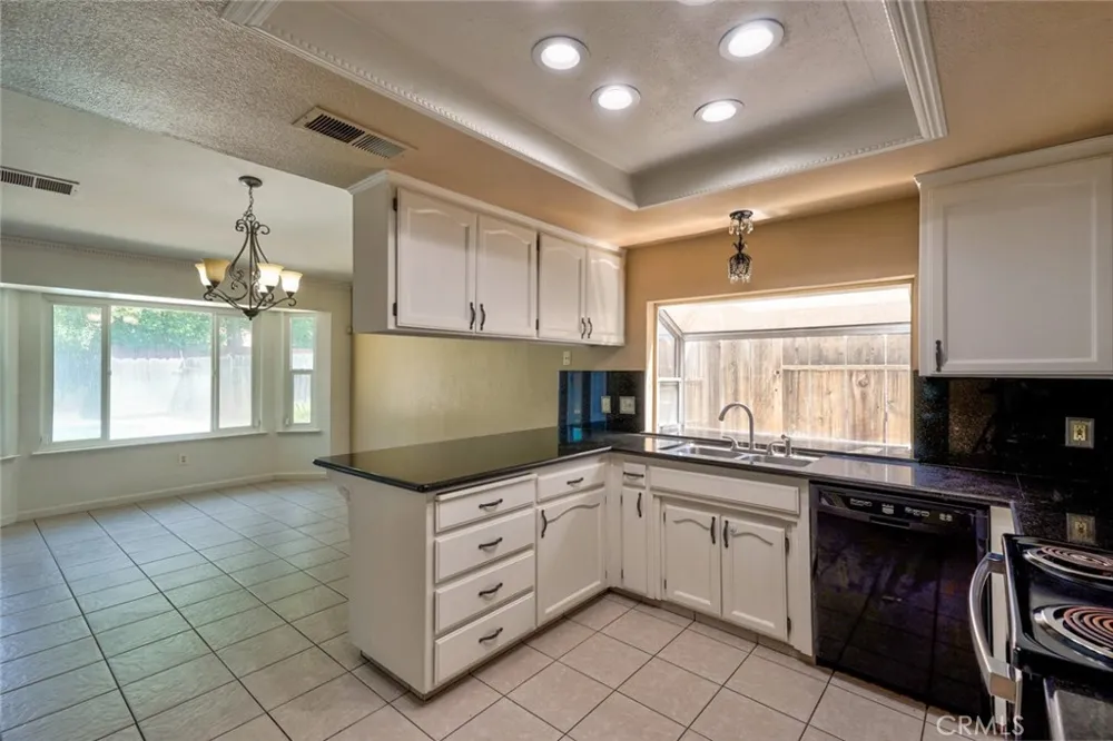 1111 E Donna Drive Merced, CA 95340
