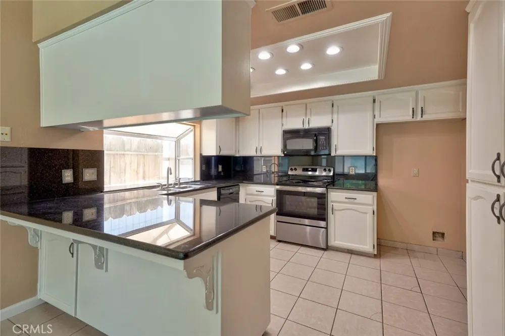 1111 E Donna Drive Merced, CA 95340