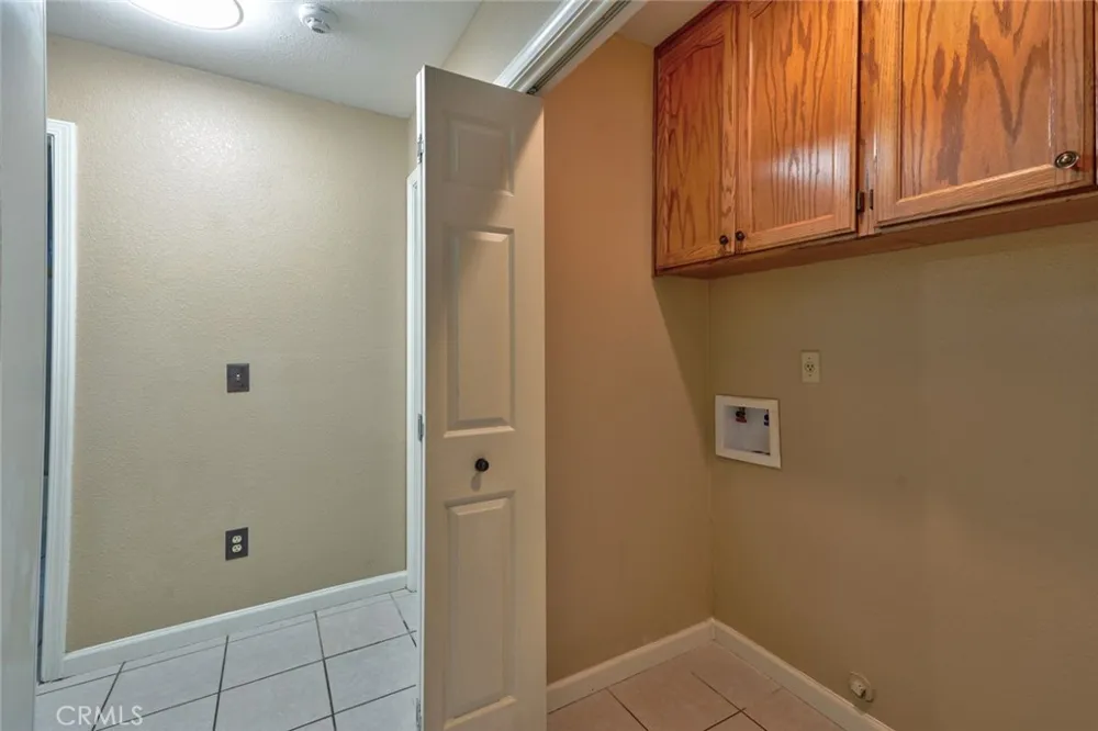 1111 E Donna Drive Merced, CA 95340