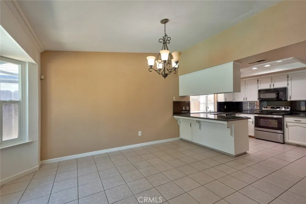 1111 E Donna Drive Merced, CA 95340