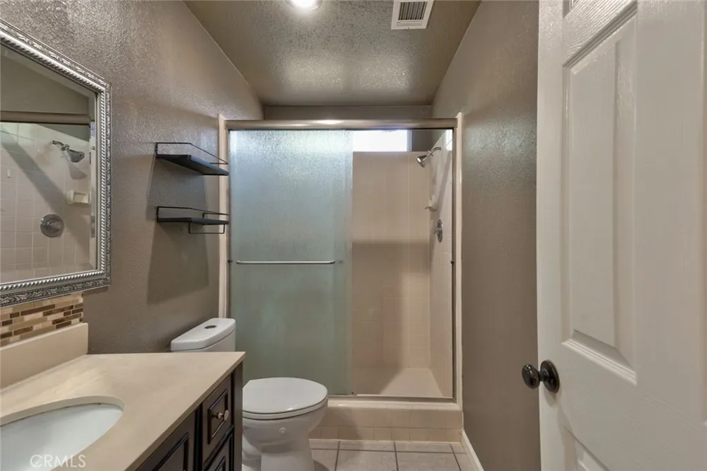 1111 E Donna Drive Merced, CA 95340