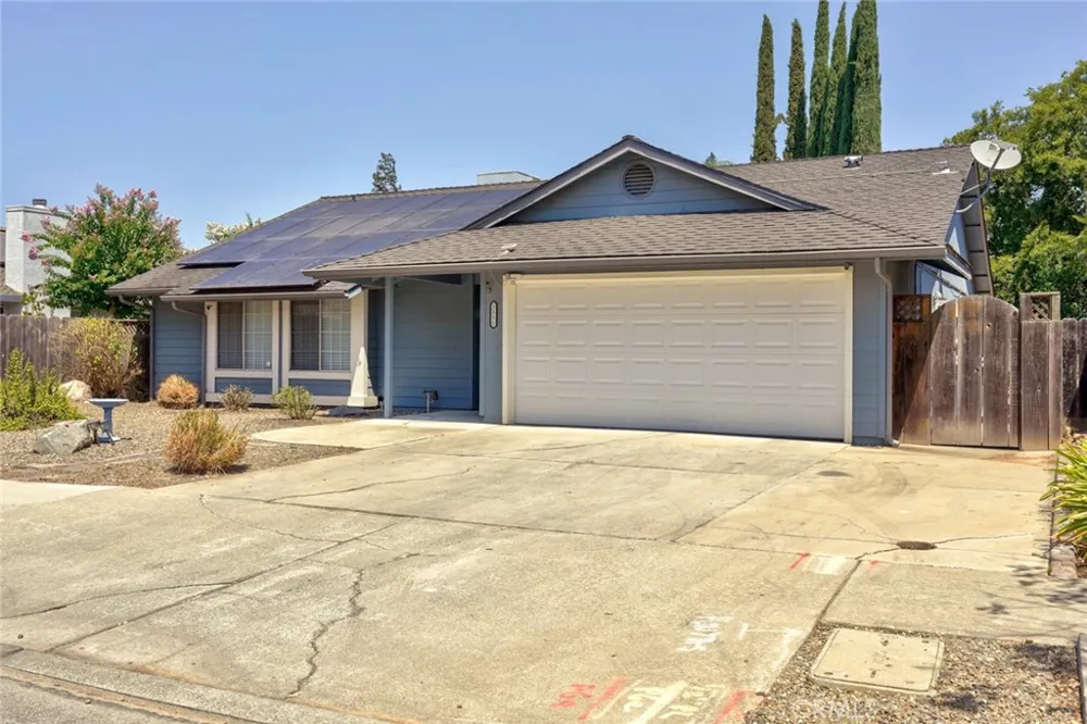 1111 E Donna Drive Merced, CA 95340