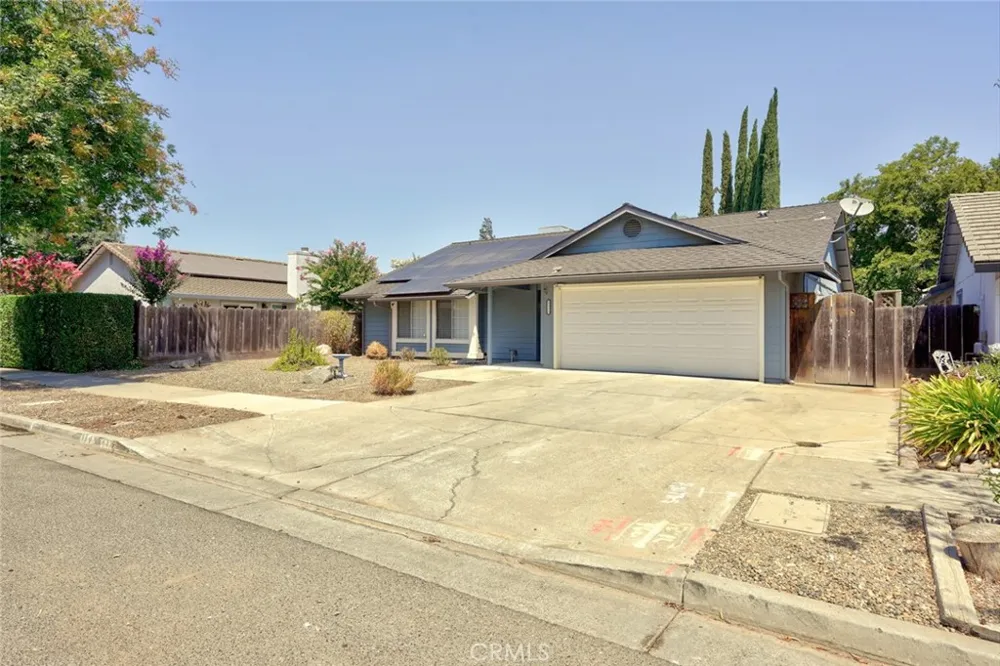 1111 E Donna Drive Merced, CA 95340