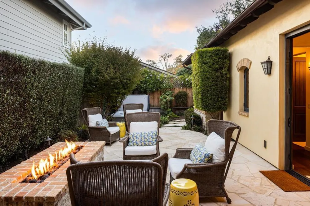 26378 Isabella Avenue Carmel, CA 93923