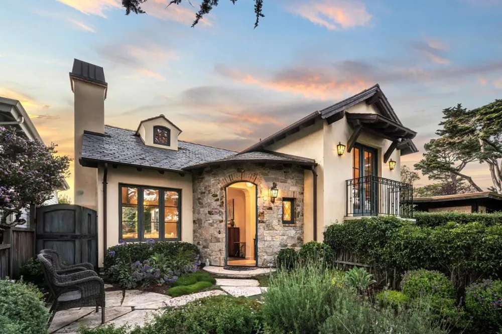 26378 Isabella Avenue Carmel, CA 93923