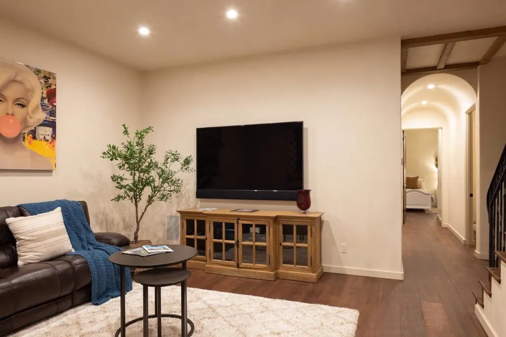 26378 Isabella Avenue Carmel, CA 93923
