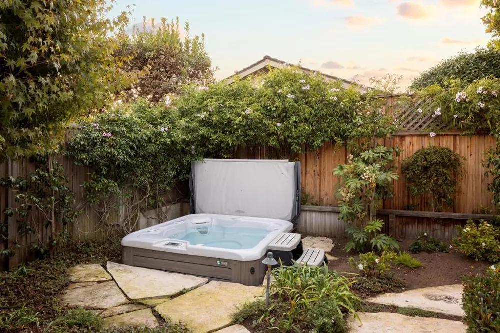 26378 Isabella Avenue Carmel, CA 93923