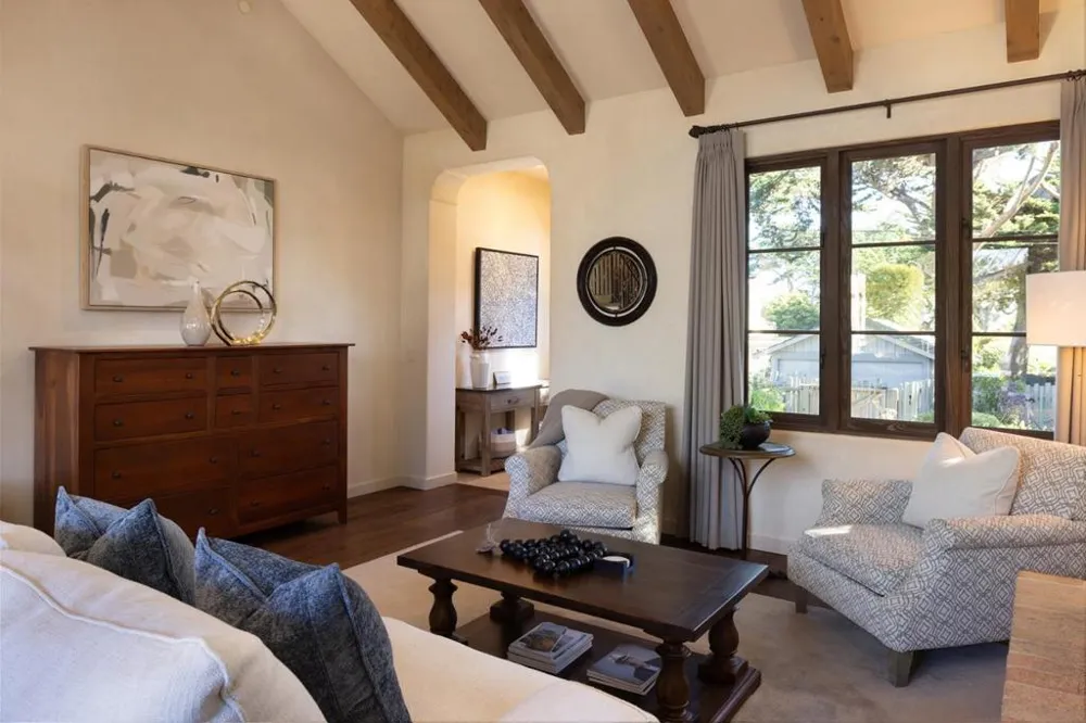 26378 Isabella Avenue Carmel, CA 93923