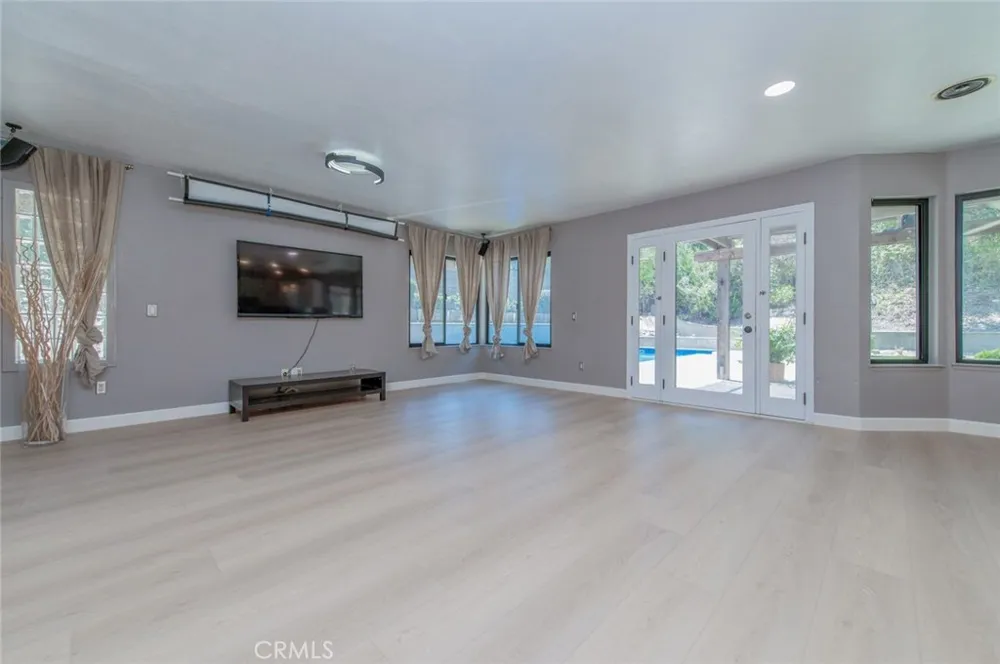 931 Heritage Drive West Covina, CA 91791