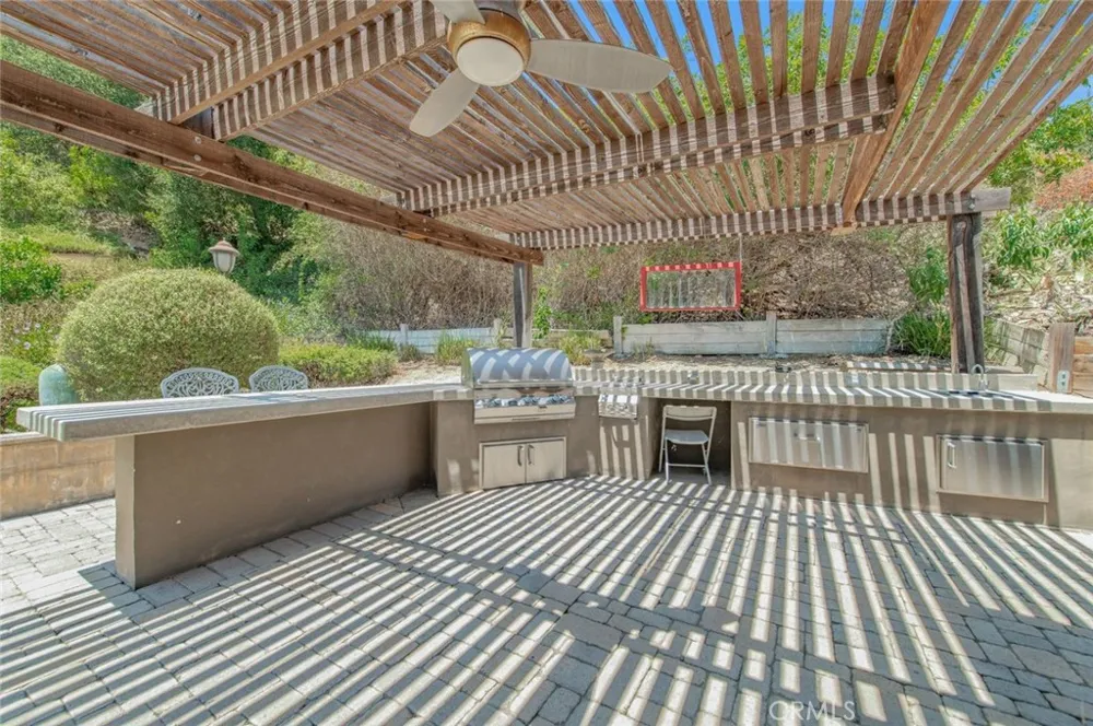 931 Heritage Drive West Covina, CA 91791
