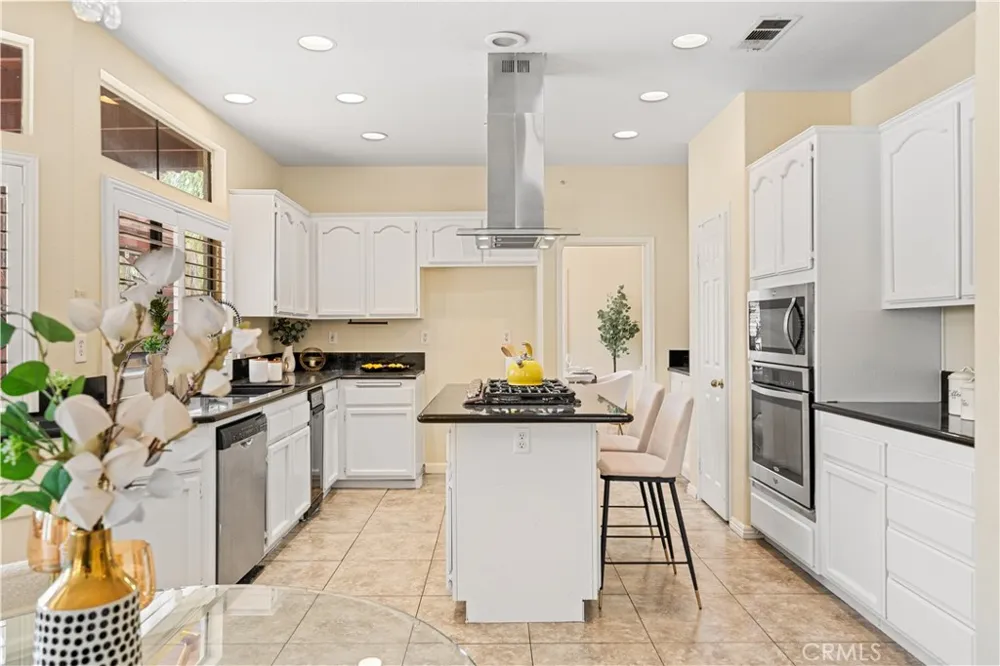 11259 Oak Brook Court Rancho Cucamonga, CA 91737