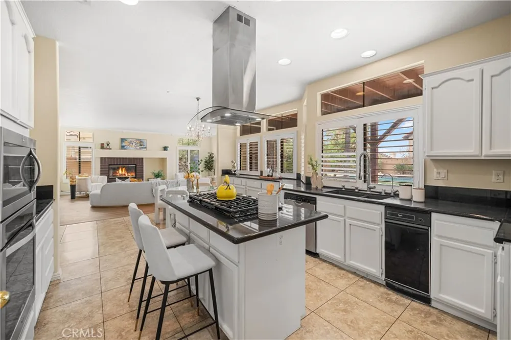 11259 Oak Brook Court Rancho Cucamonga, CA 91737
