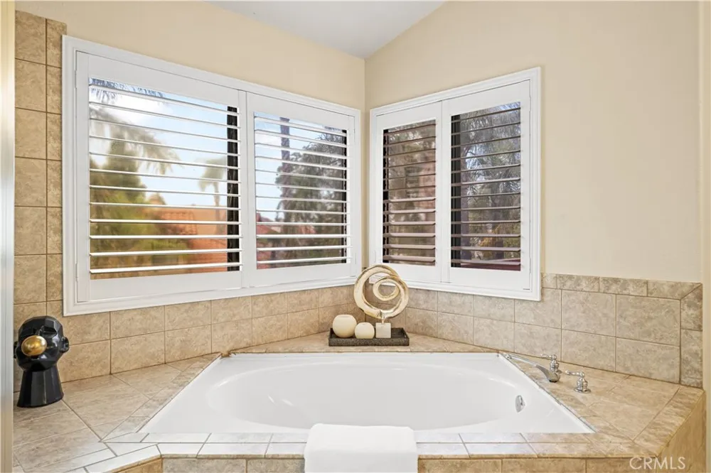 11259 Oak Brook Court Rancho Cucamonga, CA 91737