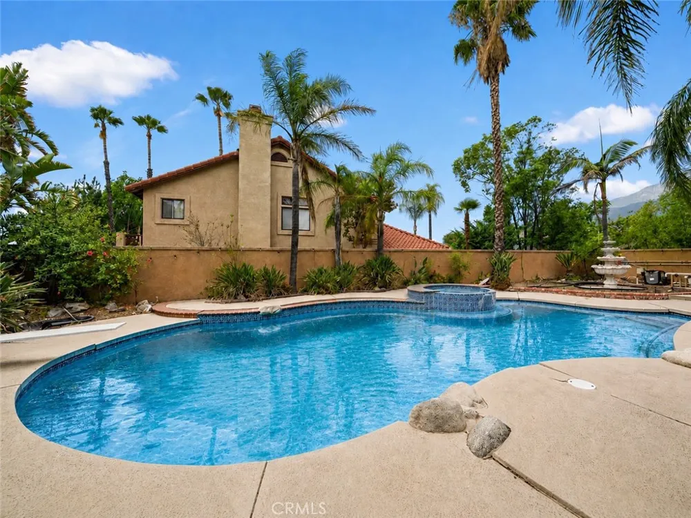 11259 Oak Brook Court Rancho Cucamonga, CA 91737