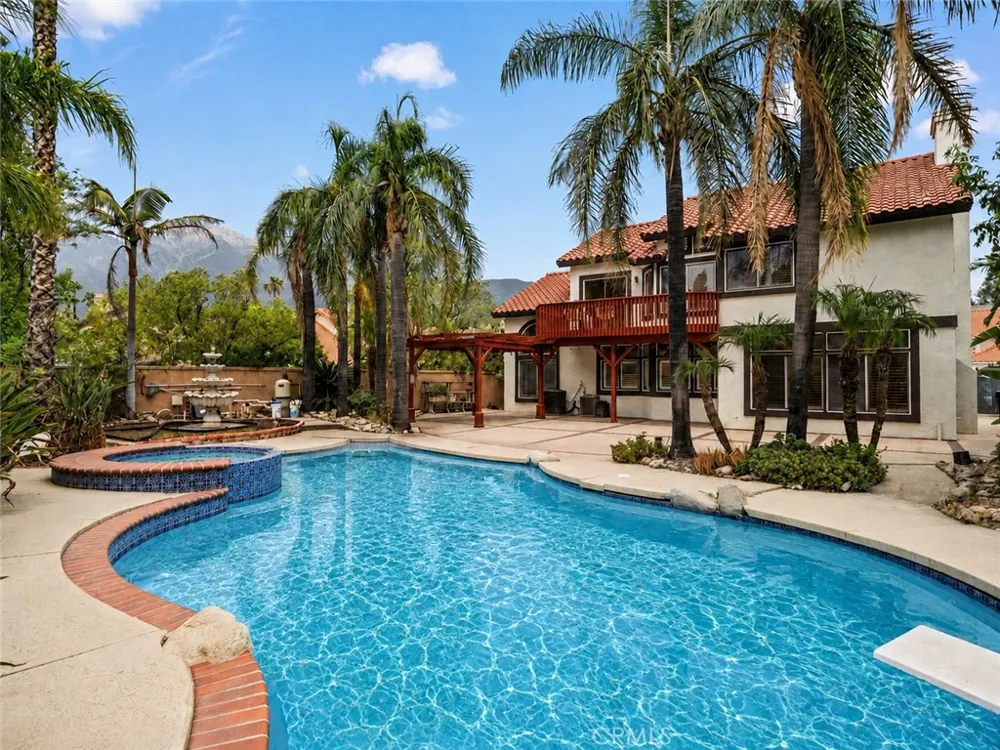 11259 Oak Brook Court Rancho Cucamonga, CA 91737