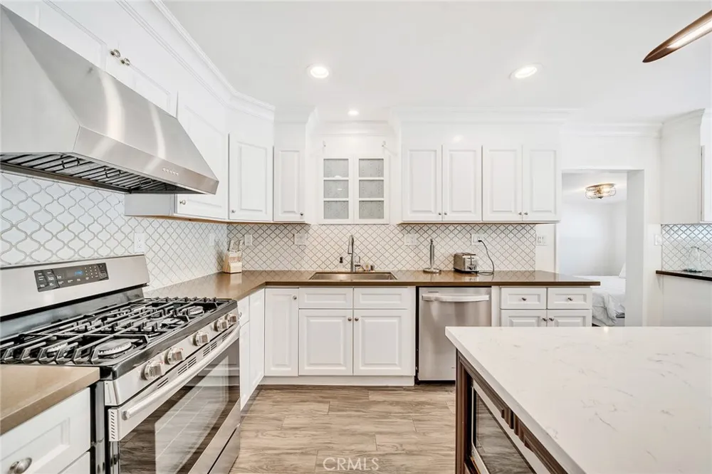 5132 Rosemead Blvd San Gabriel, CA 91776