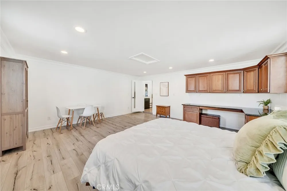 5132 Rosemead Blvd San Gabriel, CA 91776