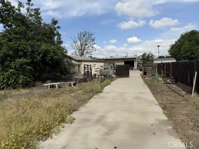 141 S Covina La Puente, CA 91746