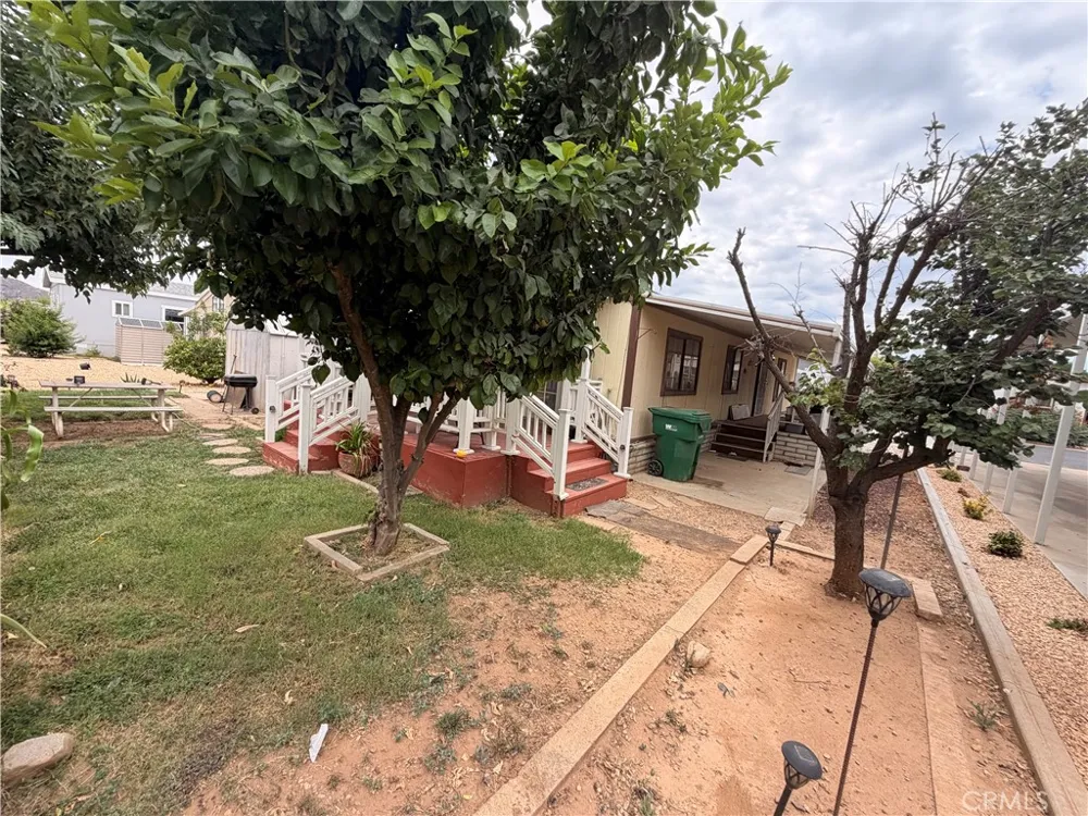 350 E San Jacinto Avenue #56 Perris, CA 92571