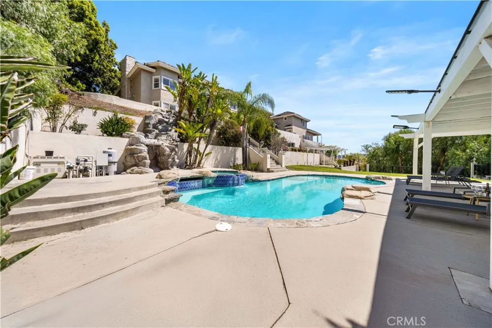 24106 Lodge Pole Road Diamond Bar, CA 91765