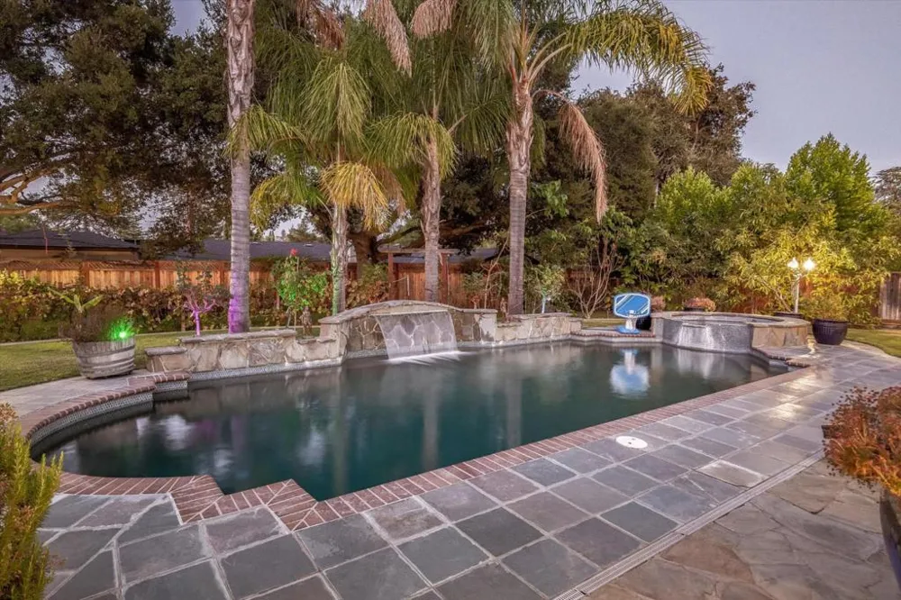 18625 SAGE COURT Saratoga, CA 95070