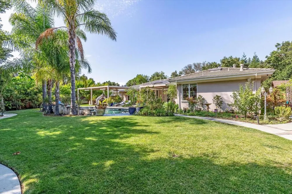 18625 SAGE COURT Saratoga, CA 95070