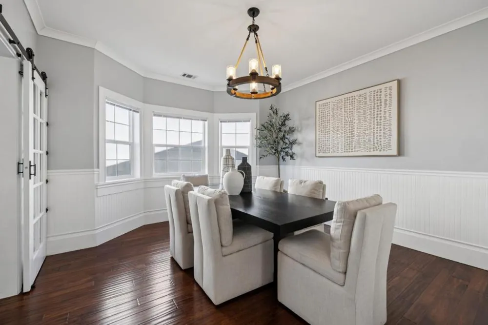 917 Howard Avenue Burlingame, CA 94010
