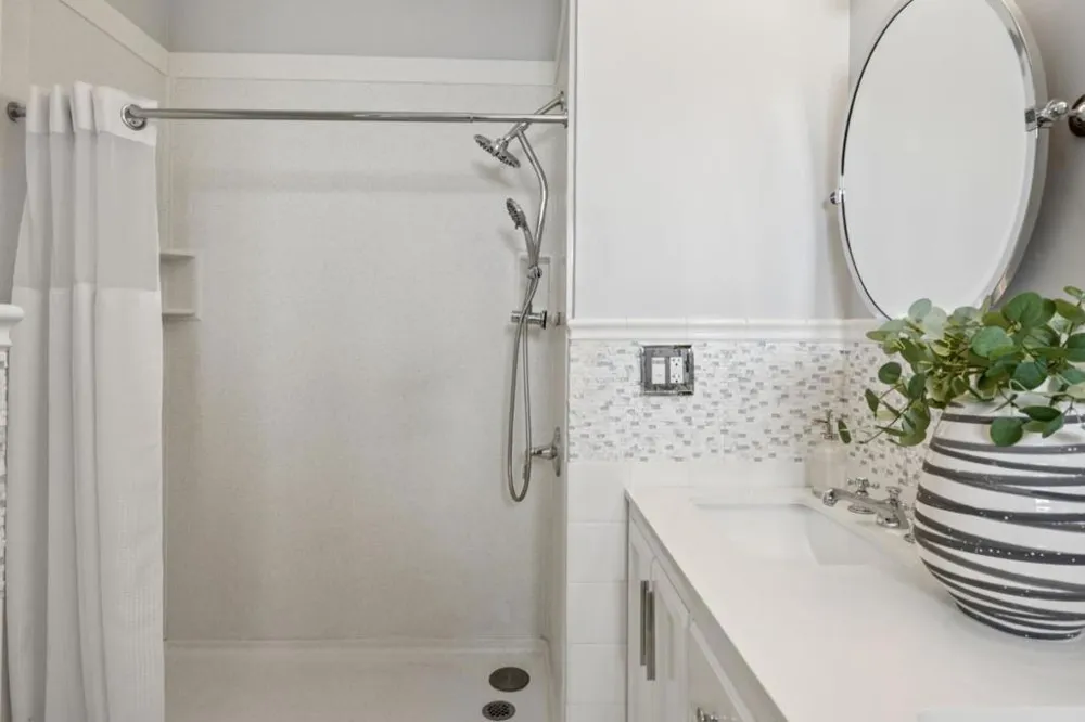 917 Howard Avenue Burlingame, CA 94010
