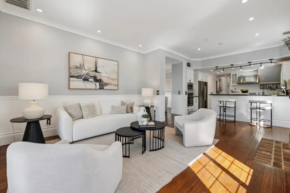 917 Howard Avenue Burlingame, CA 94010