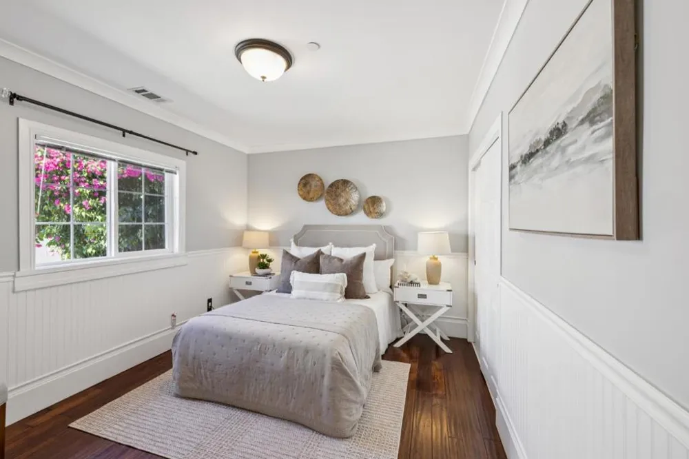 917 Howard Avenue Burlingame, CA 94010