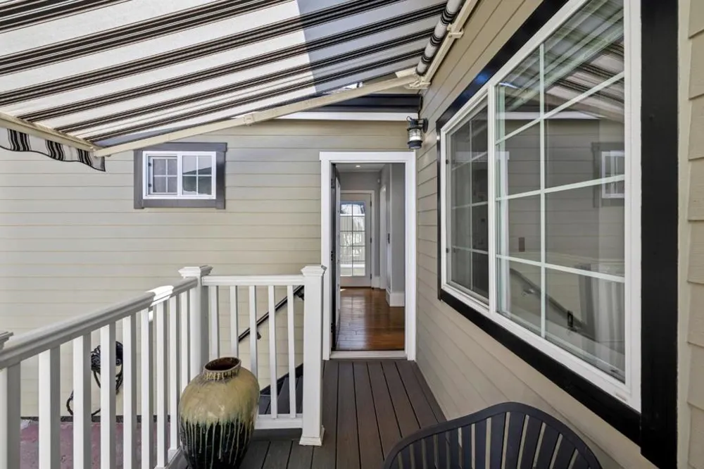 917 Howard Avenue Burlingame, CA 94010