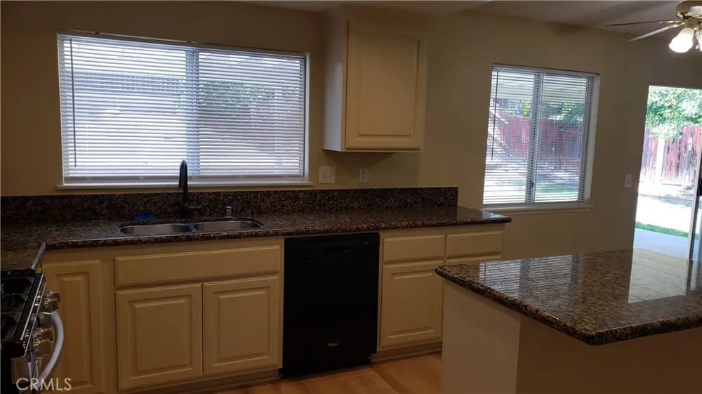 8739 Belladona Riverside, CA 92508