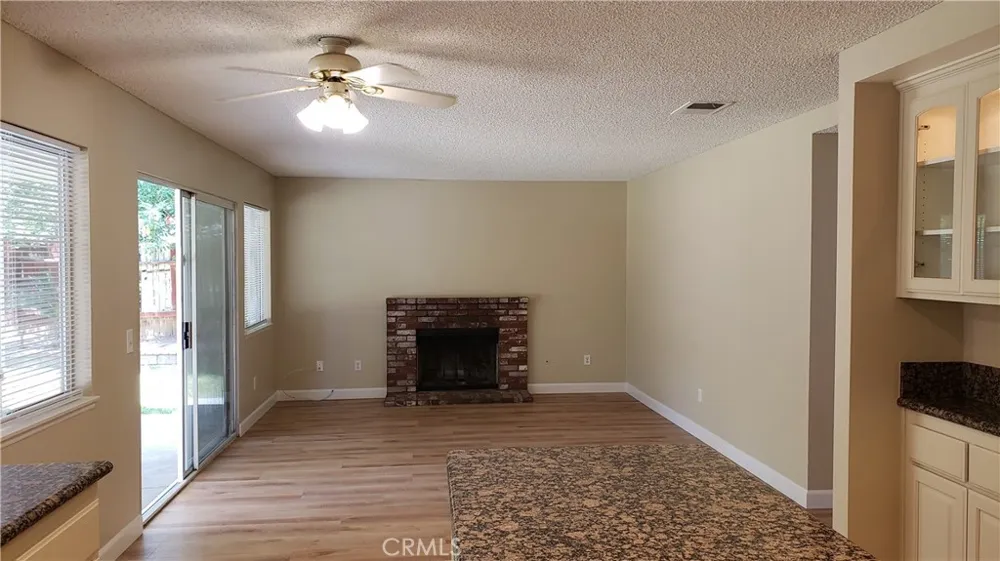 8739 Belladona Riverside, CA 92508