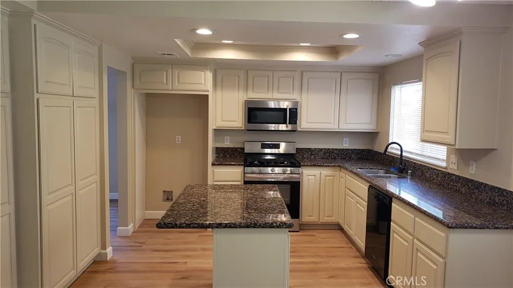 8739 Belladona Riverside, CA 92508