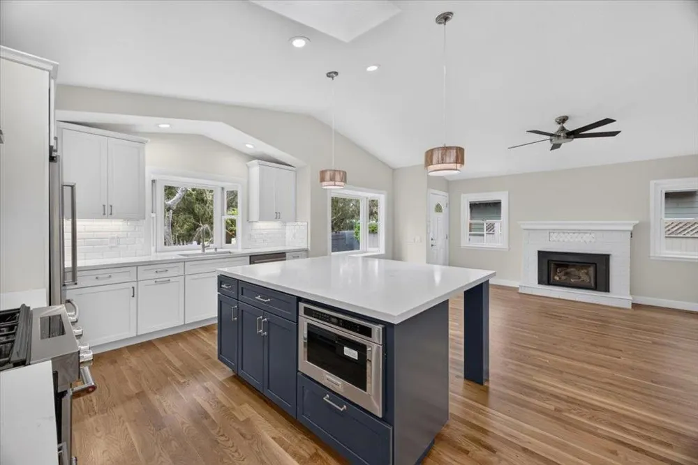 1107 David Avenue Pacific Grove, CA 93950