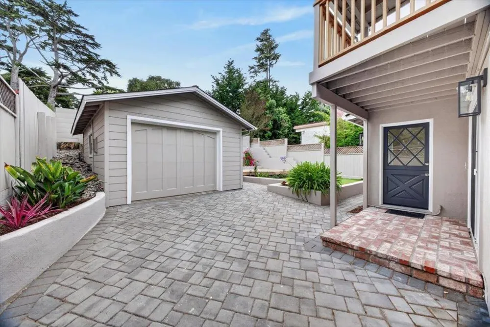 1107 David Avenue Pacific Grove, CA 93950