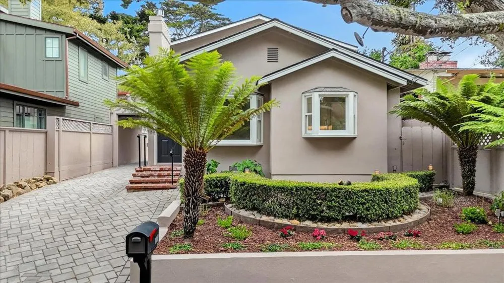 1107 David Avenue Pacific Grove, CA 93950