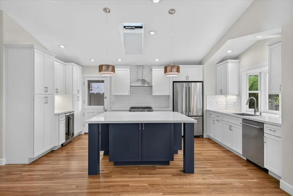 1107 David Avenue Pacific Grove, CA 93950
