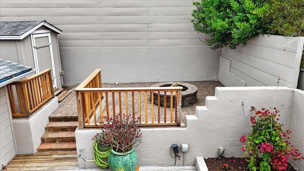 1107 David Avenue Pacific Grove, CA 93950