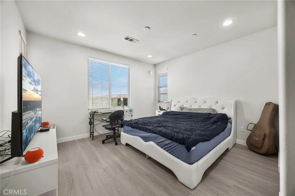 90 Renewal Irvine, CA 92618