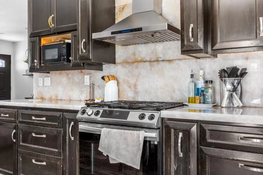 141 Trinity Avenue Watsonville, CA 95076