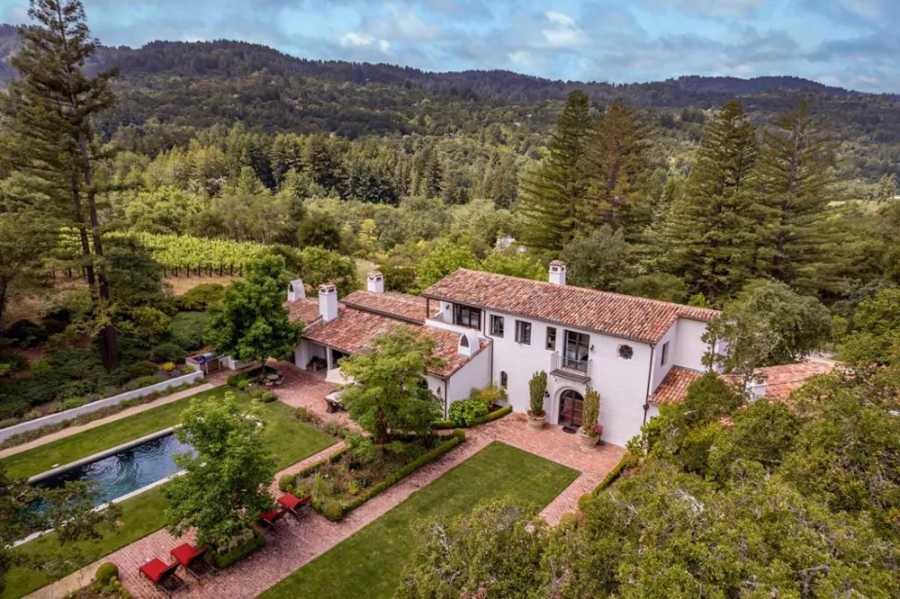 180 Farm Road Woodside, CA 94062