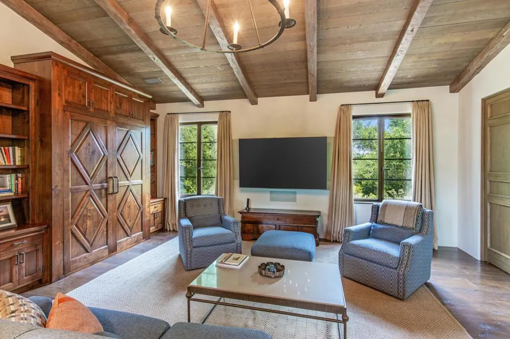 180 Farm Road Woodside, CA 94062
