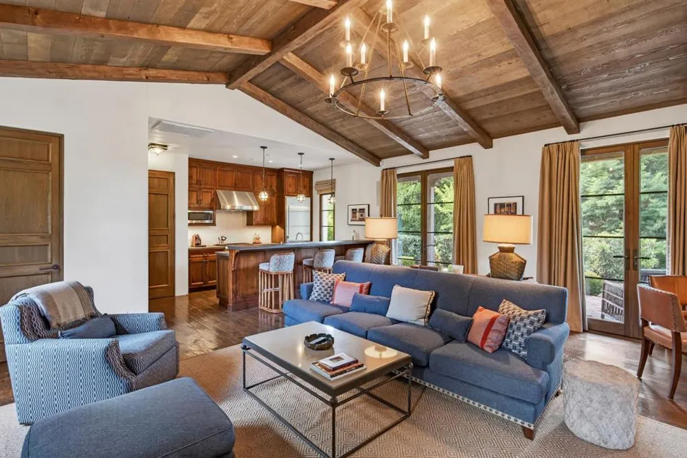 180 Farm Road Woodside, CA 94062