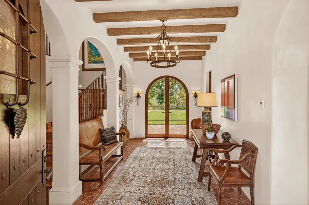 180 Farm Road Woodside, CA 94062