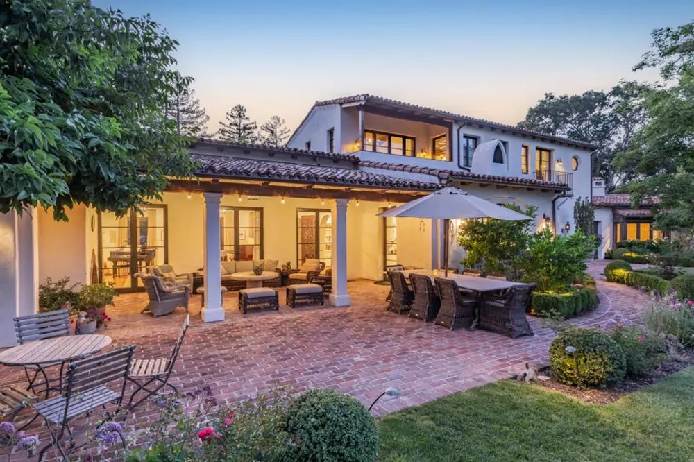 180 Farm Road Woodside, CA 94062