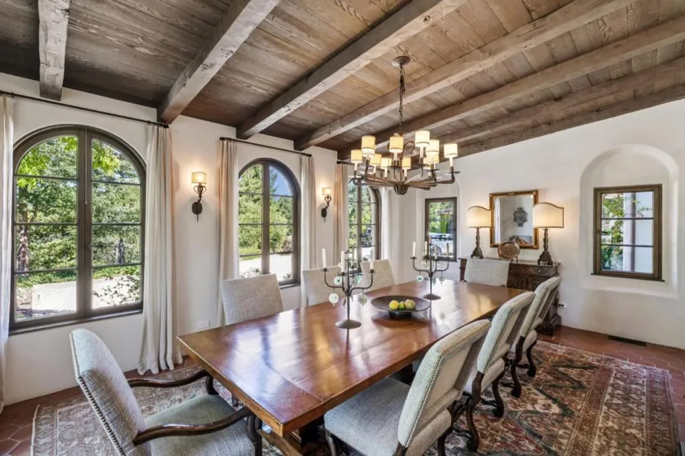180 Farm Road Woodside, CA 94062