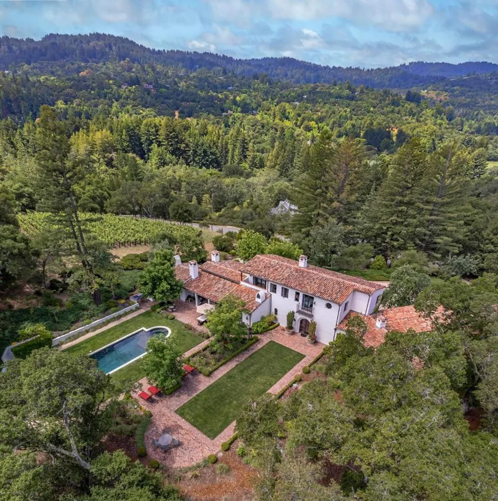 180 Farm Road Woodside, CA 94062