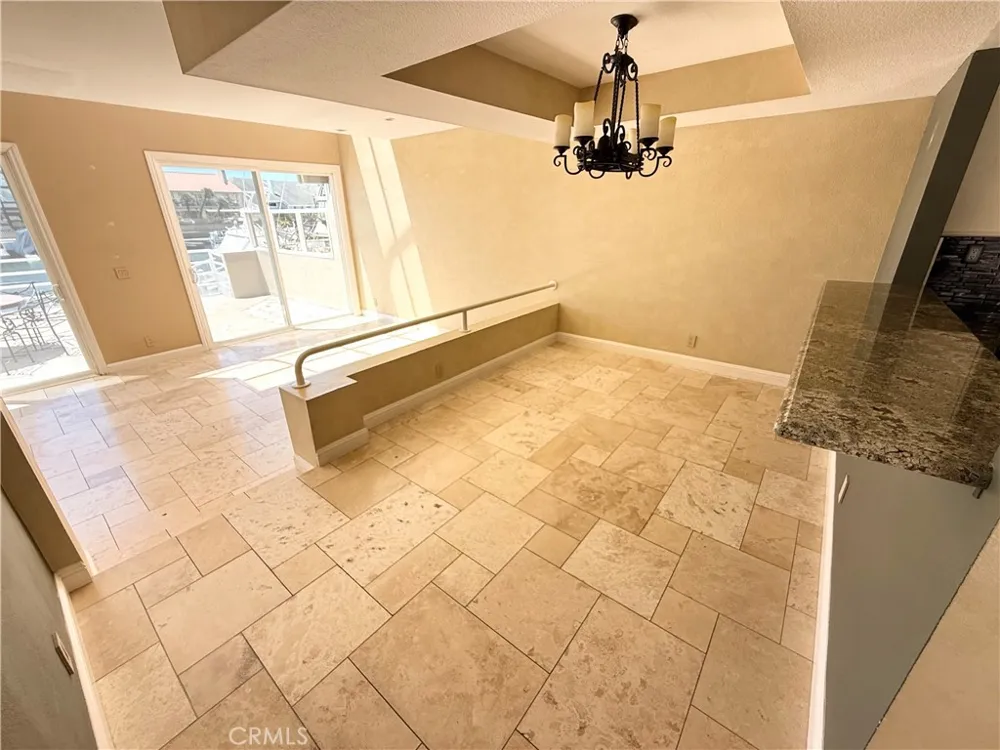 3382 Tempe Drive Huntington Beach, CA 92649