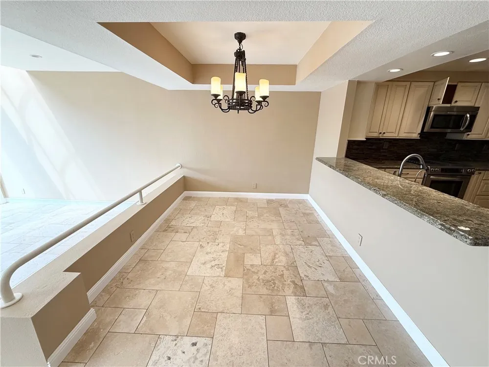 3382 Tempe Drive Huntington Beach, CA 92649